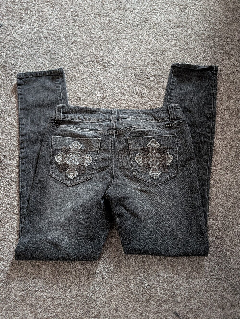 GLO Skinny Jeans